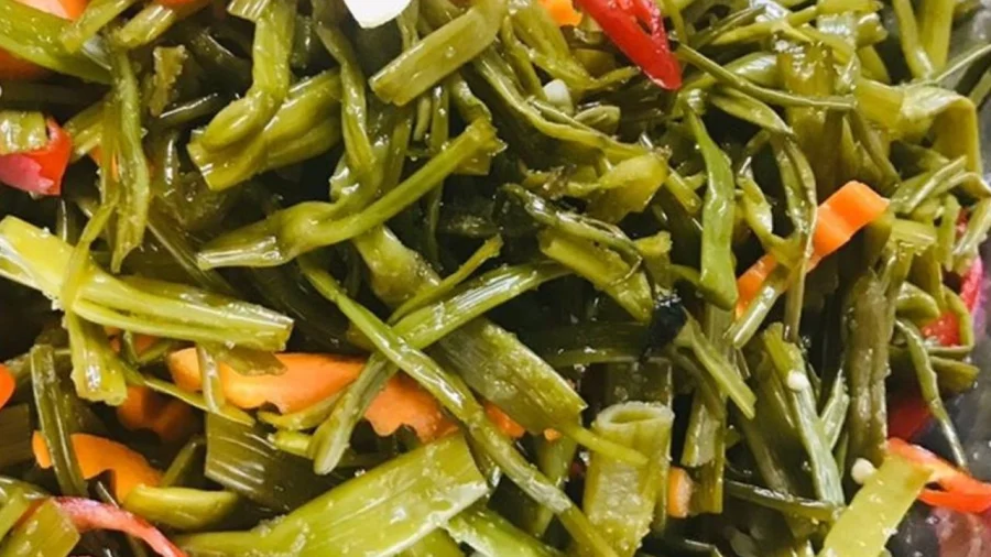 Rau muống muối chua